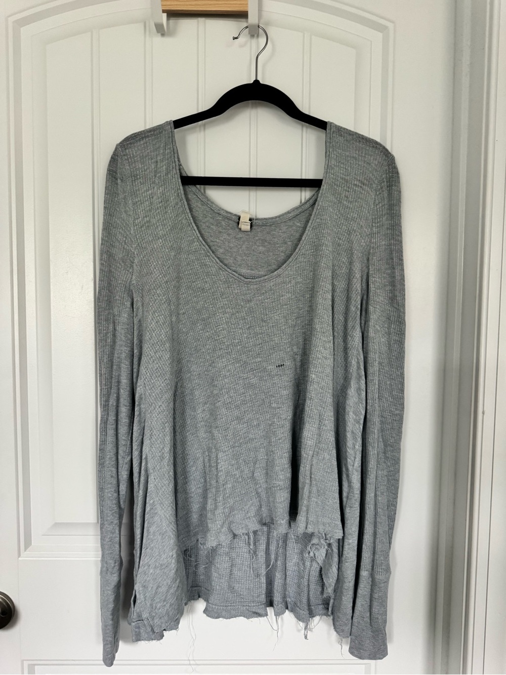 Free People Light Gray Ribbed Scoop-Neck Distressed Hem Top